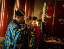 道教法事：晚上小孩一直哭怎么驱邪，驱邪的民间偏方