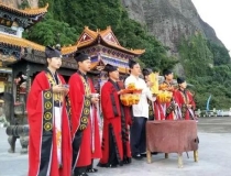 还受生债：道家还阴债表文怎么写,还阴债烧七彩莲什么