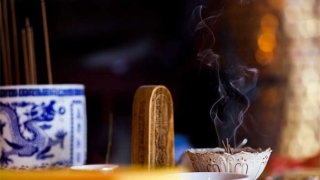 超度法事：立牌位所得功德利益很大，能够帮助亡灵转生善