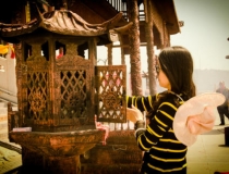 超度法事：怎样超度亡灵是很多妇女比较重视的，真切为首