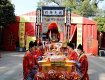 民俗文化：择吉日的软件 具有一定的便利性 但不是很实用