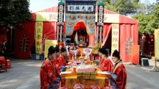 姻缘和合：女命羊刃逢冲就婚姻不顺吗？