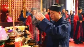 还受生债：还阴债里的万贯怎么换算 阴债还贯诵什么经好