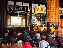 还受生债：还完阴债感觉脾气很怪，需要走正确的还阴债流