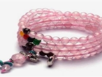 旺姻缘：女生戴什么手串招桃花，提升异性缘靠这些