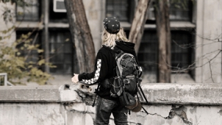 旺姻缘：好听招桃花运的微信名字男