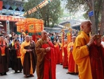 超度法事：佛教荐亡超拔的法事活动