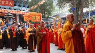 超度法事：佛教荐亡超拔的法事活动