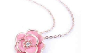 旺姻缘：怎样招桃花运的方法