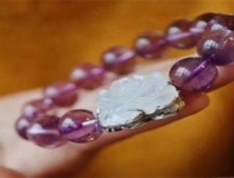 旺姻缘：佩戴什么招桃花，这几种饰品男女都适合