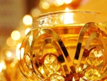 超度法事：以虔诚恭敬的心念诵死人祈福经文,可送走亡灵