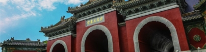 超度法事：烧香的香灰如何处理，被香灰烫到也有寓意