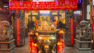 超度法事：梦见烧纸请周公解梦看一下是蕴含什么意思