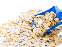 财库财运：有财运的人会经常捡到钱吗 有些钱不能随便捡 会影响到我们的财运