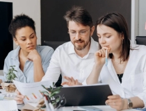 斩烂桃花：办公桌风水布局方法，教你三个步步高升小妙招