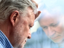 民俗文化：父亲久病不愈 每天都想哭 不妨换个角度去找问题