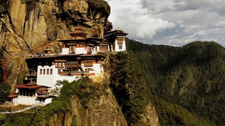 民俗文化：如何通过后天改运开运,给自己换个发色,好运就来了