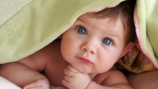 婴灵超度：堕胎后孩子会跟着父母亲家里有婴灵表现