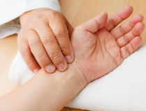 民俗文化：医生事业受阻应该如何解决 工作不顺的破解办法