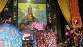 旺姻缘：不知道自己为什么招桃花？揭秘手相上的9大桃花纹