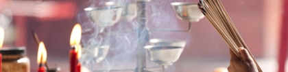 超度法事：不同的人梦见烧香拜佛的含义都不一样