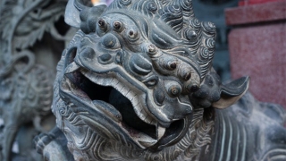 超度法事：镇宅辟邪用貔貅是不是比较合适？