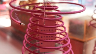 超度法事：如何烧香祈福保平安也是有讲究